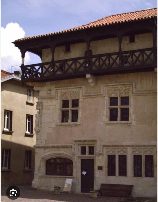 Appartement 90 M2 Vic-sur-Seille Bagian luar foto