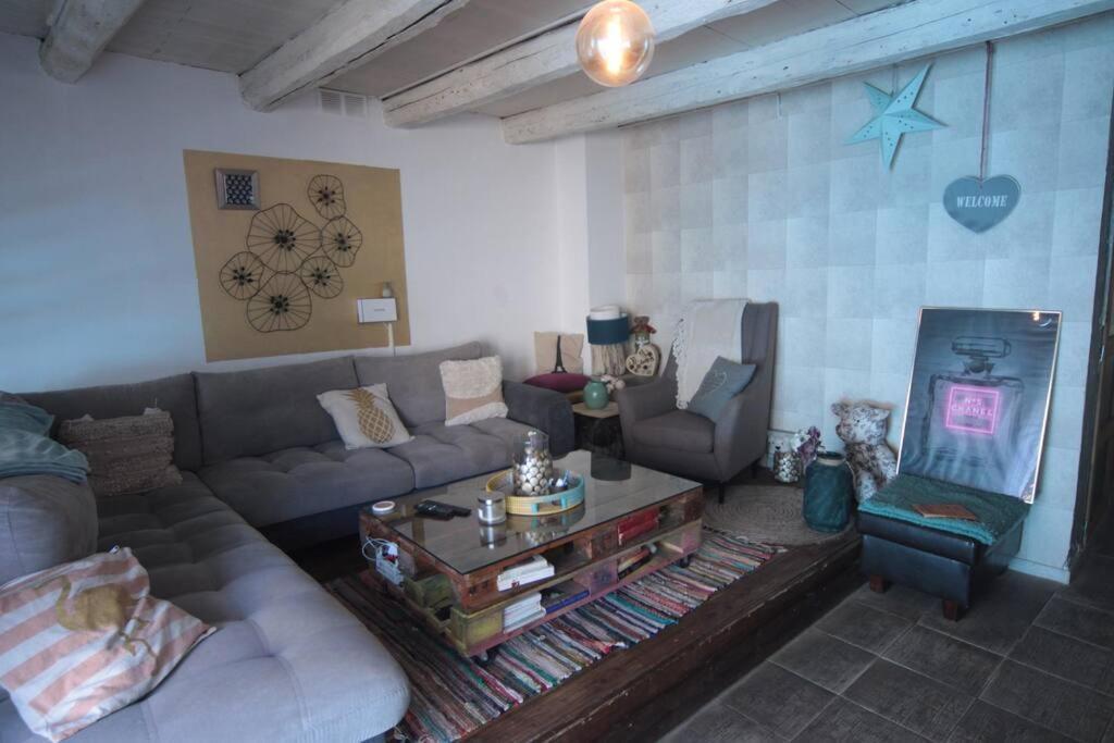 Appartement 90 M2 Vic-sur-Seille Bagian luar foto